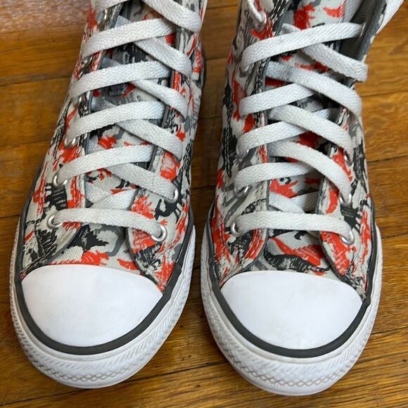 Chuck Taylor All Star Hi Poppy Glow Dinosaur Daze Youth Boys Sneakers Size 2.5 - Picture 3 of 9